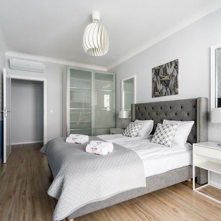 West Side Apartment Varsavia Esterno foto