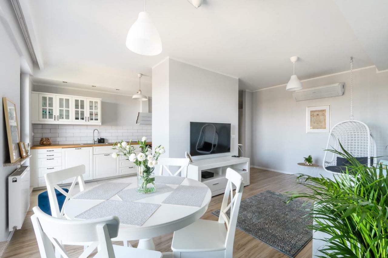 West Side Apartment Varsavia Esterno foto