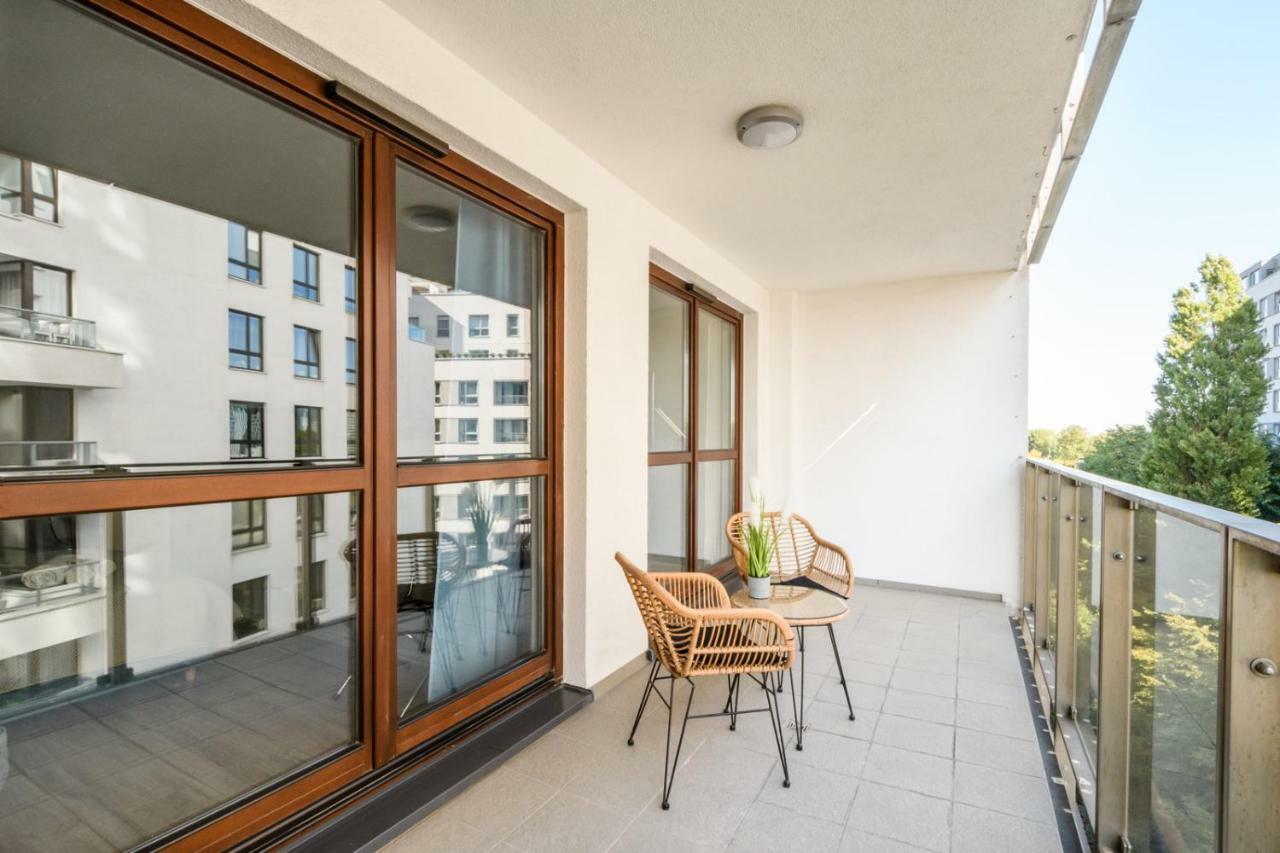 West Side Apartment Varsavia Esterno foto