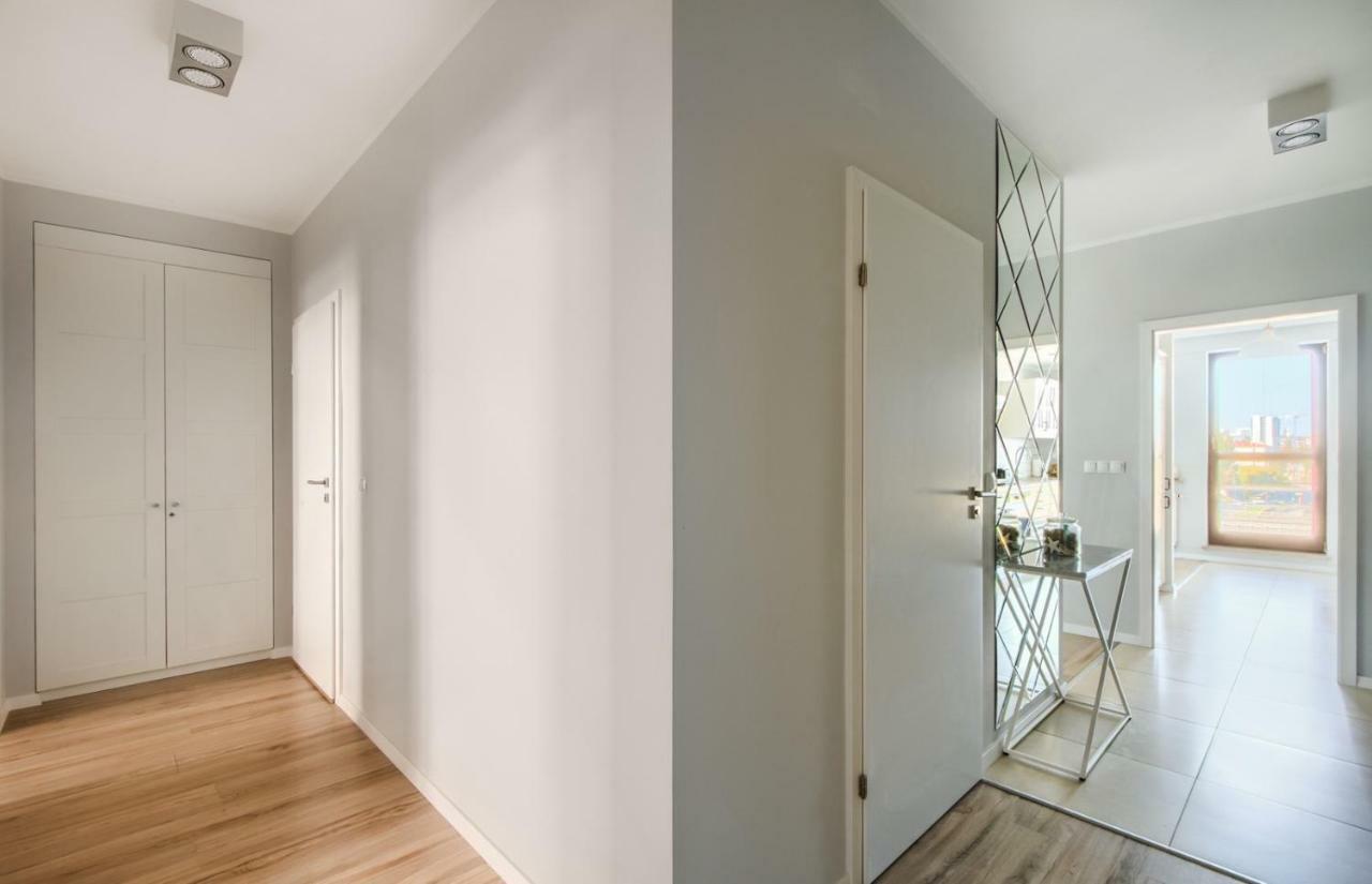 West Side Apartment Varsavia Esterno foto